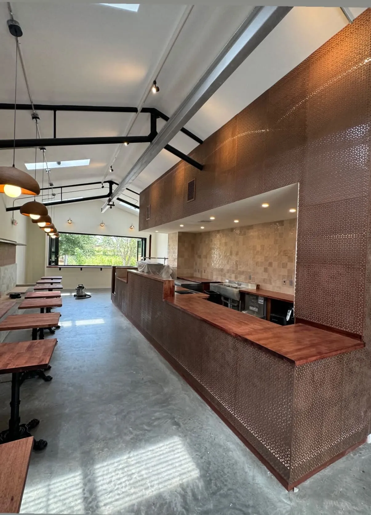 Commercial Interior: Textured Feature Wall